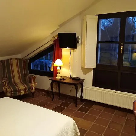 Rural El Pagadin Рибадеселья